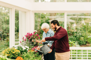 Making the Right Choice For Your Loved One: When to Move to Assisted Living